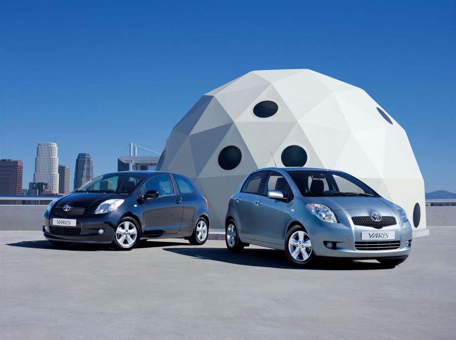  Toyota Yaris 2005 года  (фото 112 из 165)